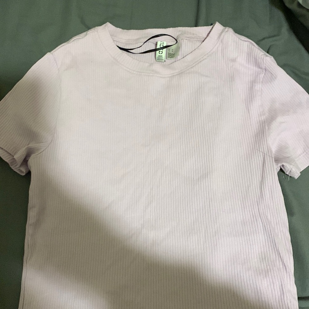 Lavender H&M cropped tshirt